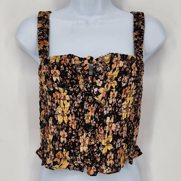 Sienna Sky Dark Floral Ruched Cropped Tank Top Women’s Size Medium - Picture 2 of 5